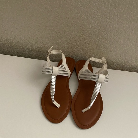 White and Silver T-Strap Sandals - Picture 2 of 5
